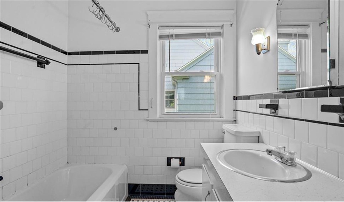 26 Vernon Avenue