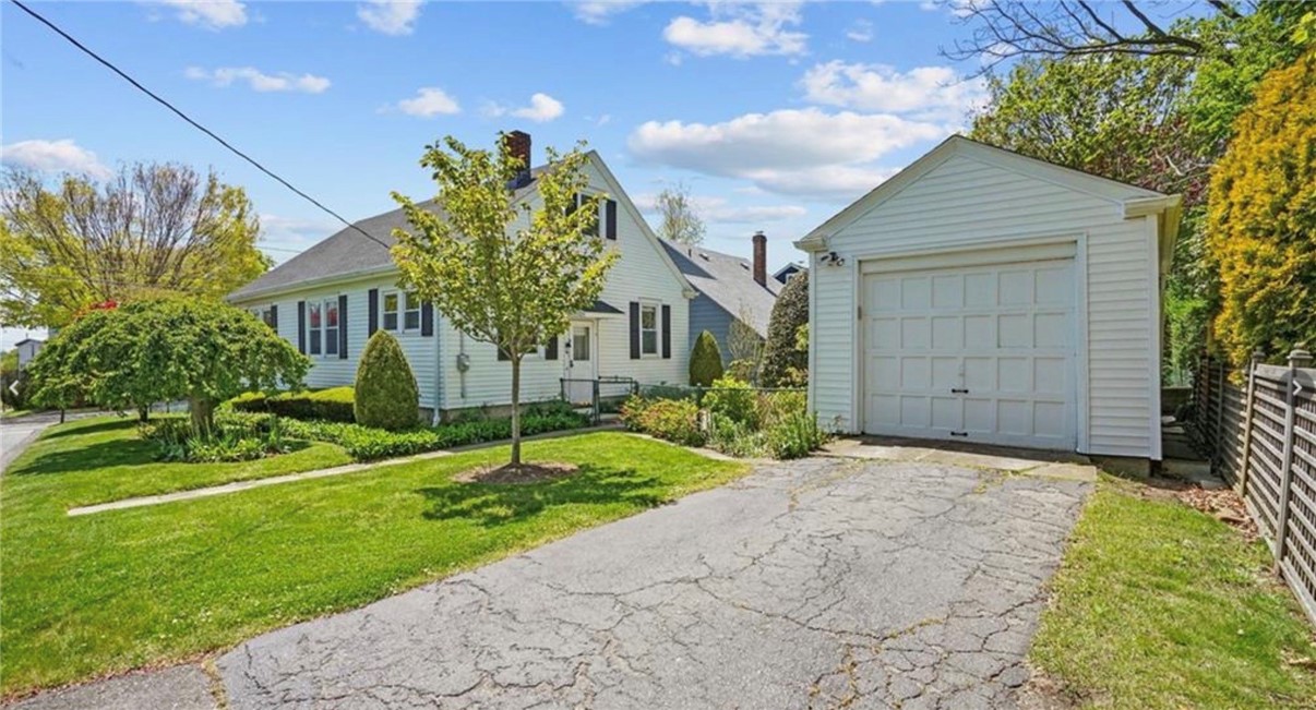 26 Vernon Avenue