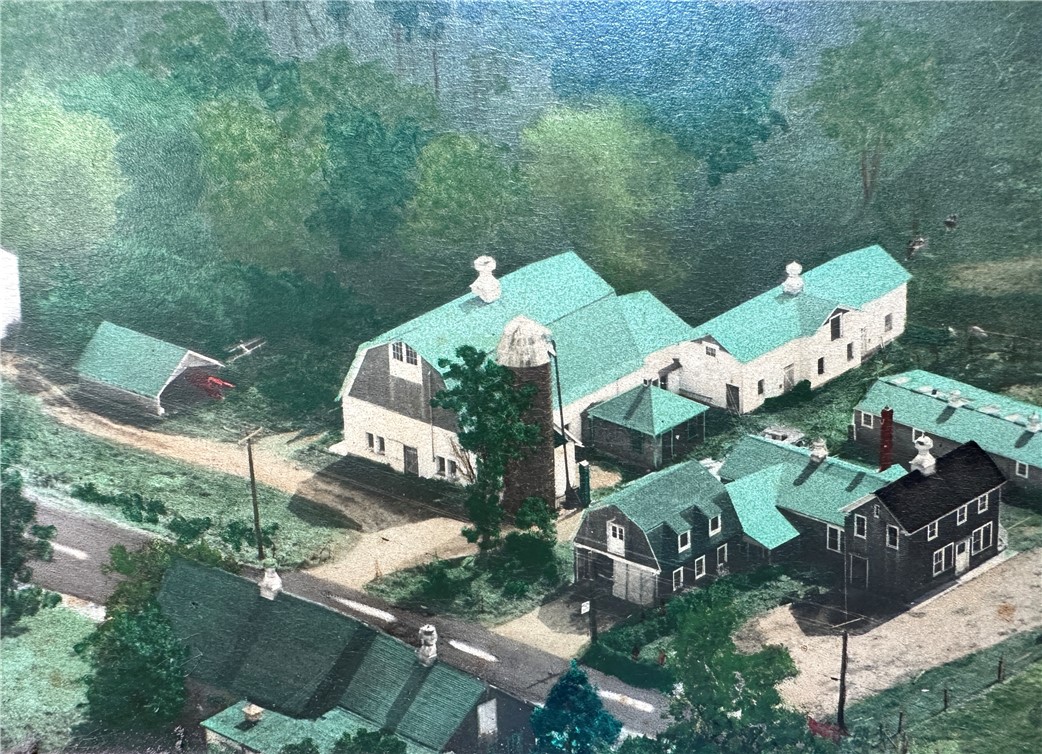 590 Ten Rod Road