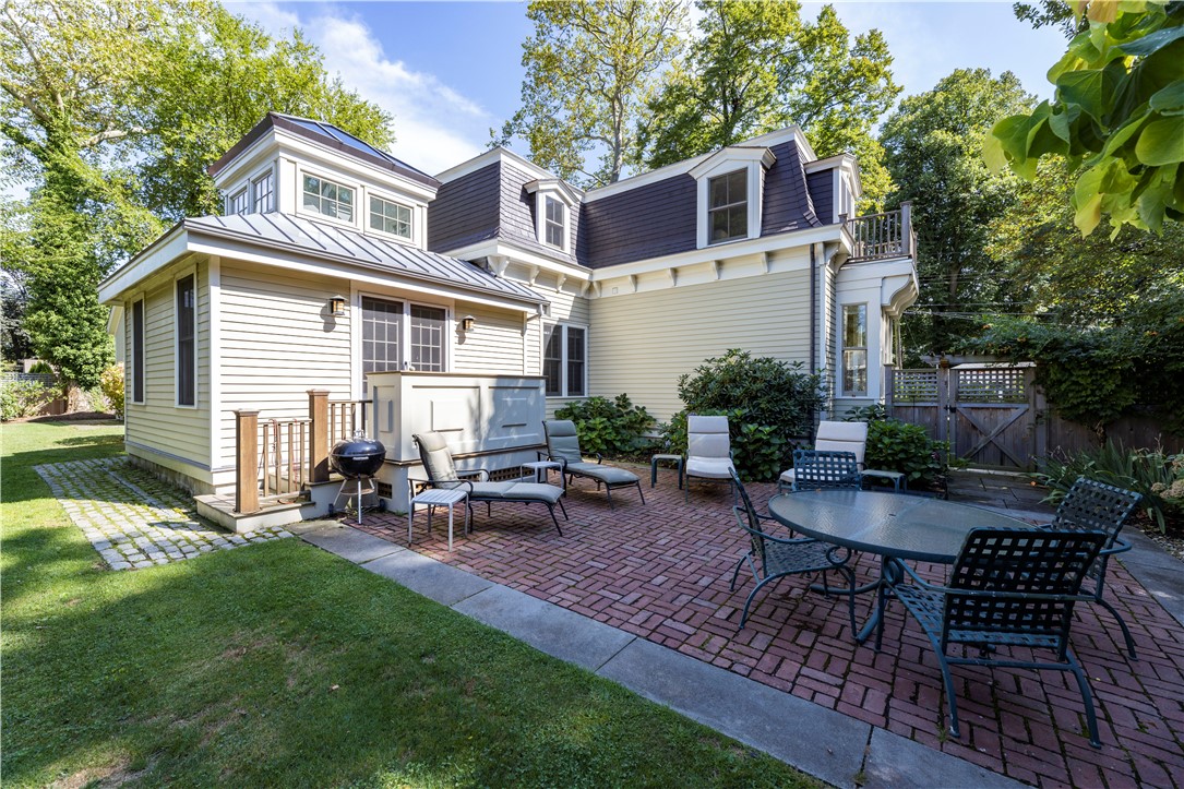 21 Cherry Street
