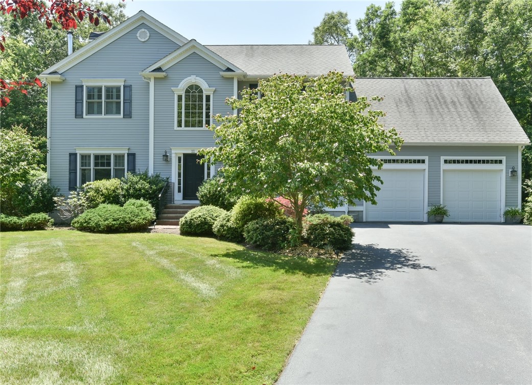11 Echo Lane