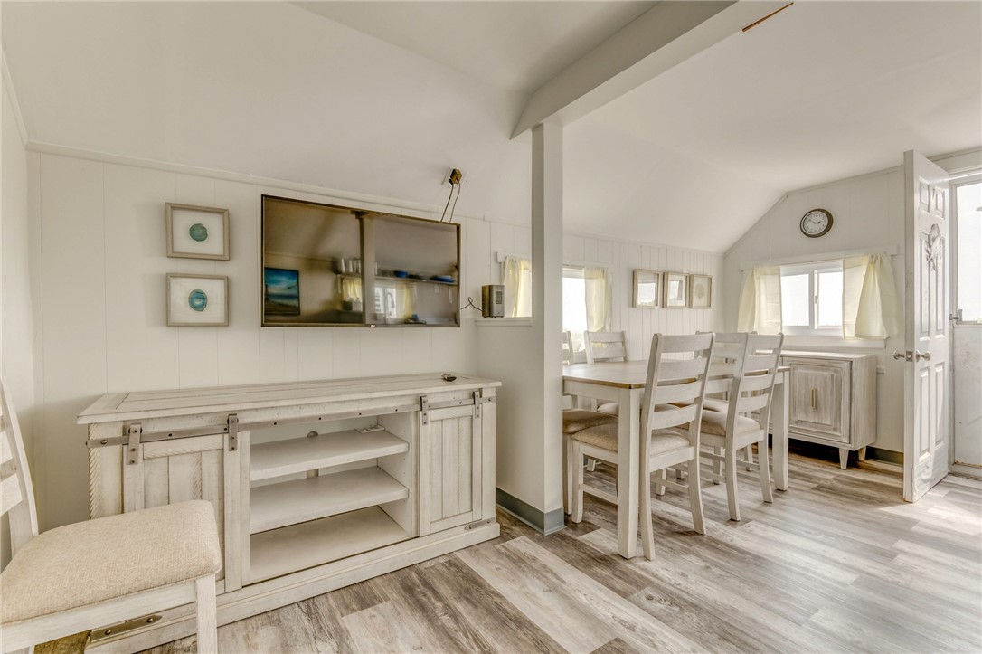 37 Shore Road