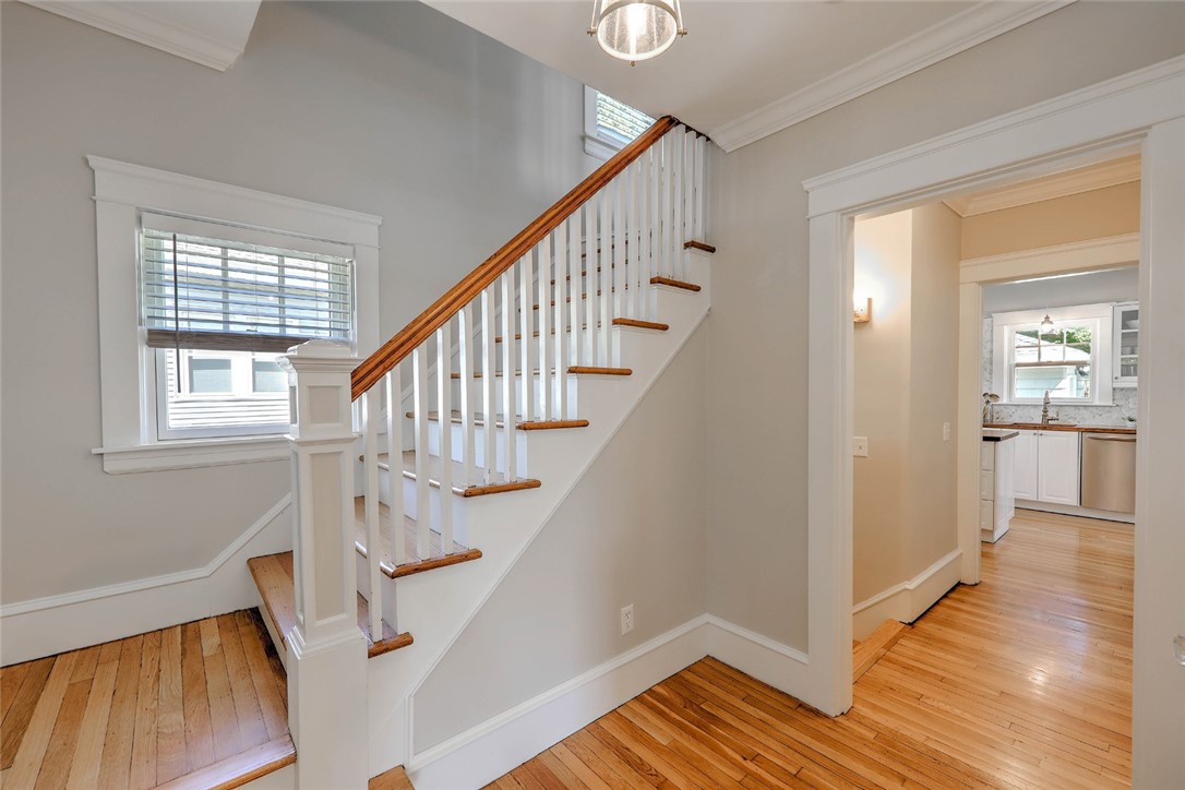15 Modena Avenue