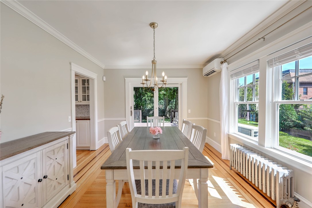 15 Modena Avenue