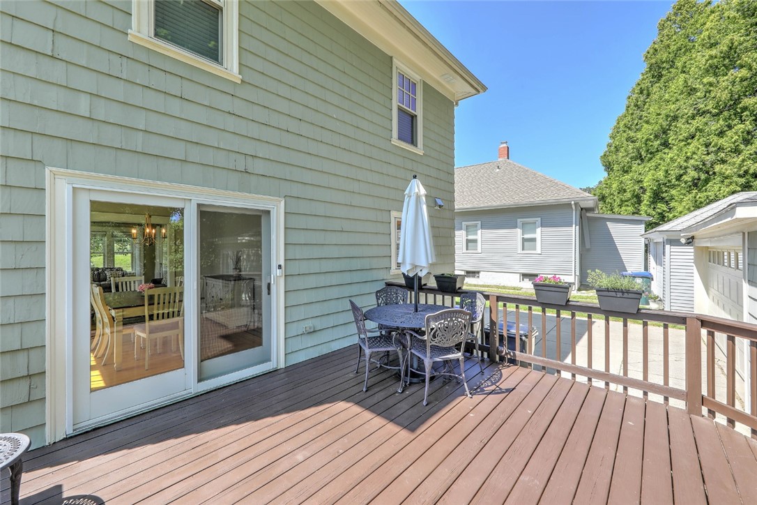 15 Modena Avenue