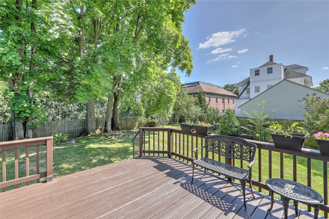 15 Modena Avenue