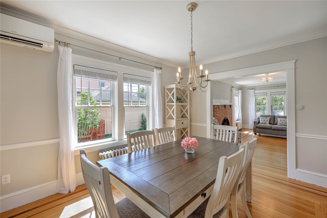 15 Modena Avenue