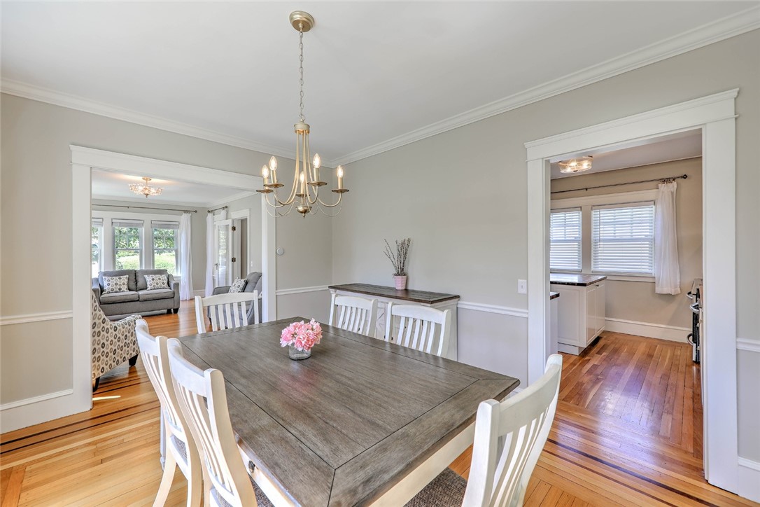 15 Modena Avenue
