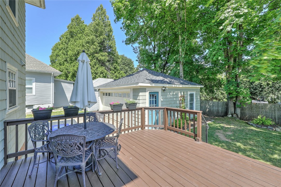 15 Modena Avenue