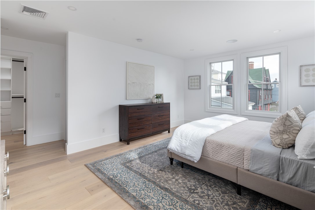 5 Wellington Avenue
