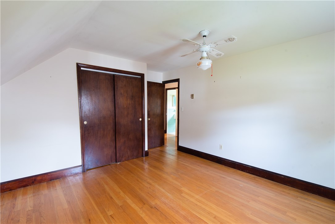 39 Coggeshall Avenue
