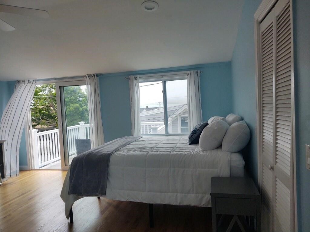 17 Crescent Street