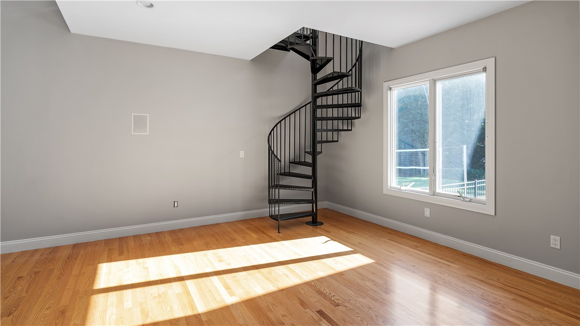 23 Pine Ridge Drive
