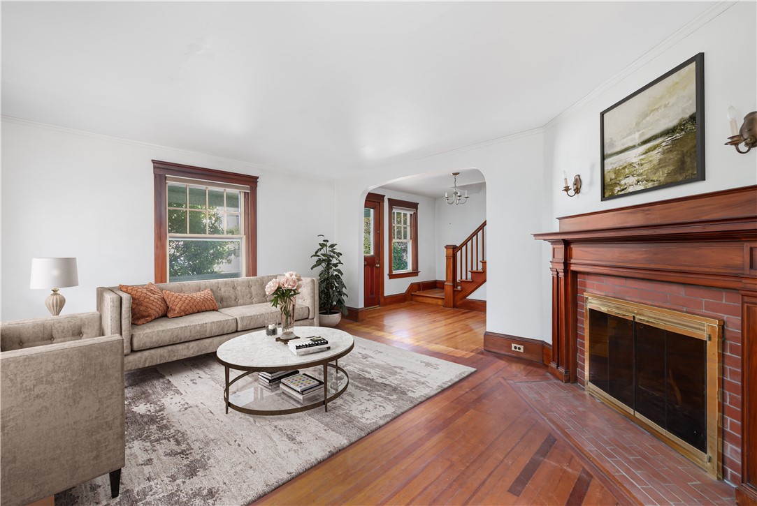 78 Lake Street