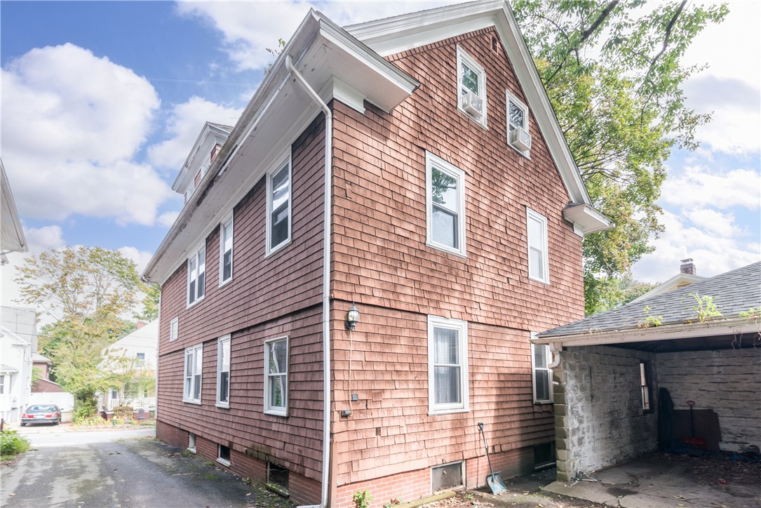 19 Whiting Street
