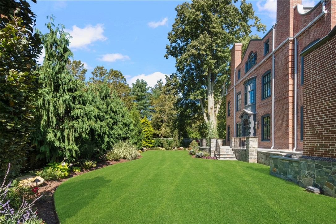 35 Orchard Avenue