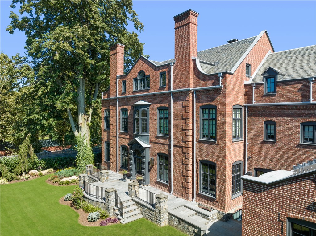 35 Orchard Avenue