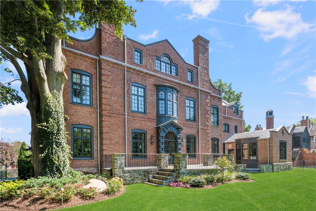 35 Orchard Avenue
