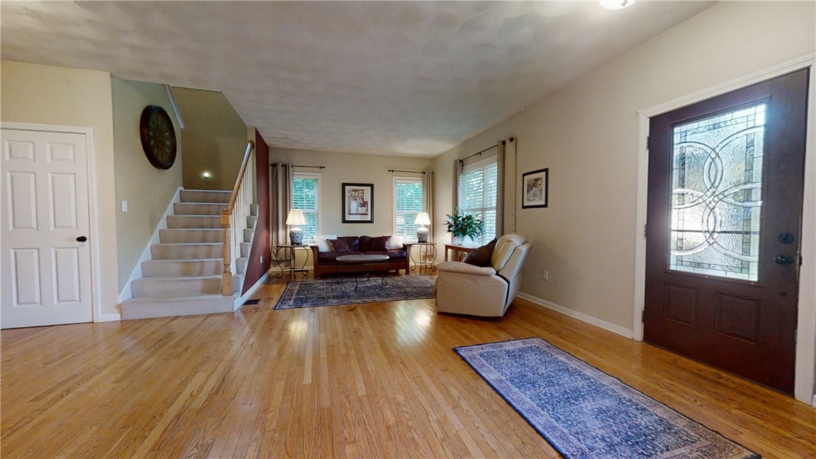 460 Westmoreland Lane