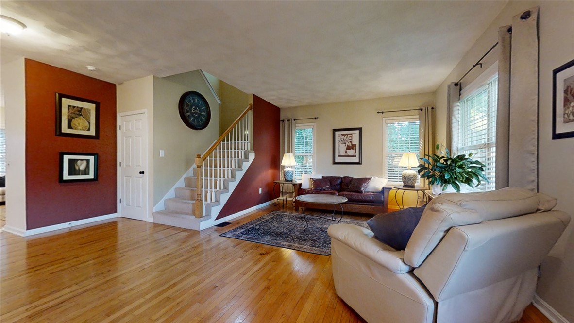 460 Westmoreland Lane