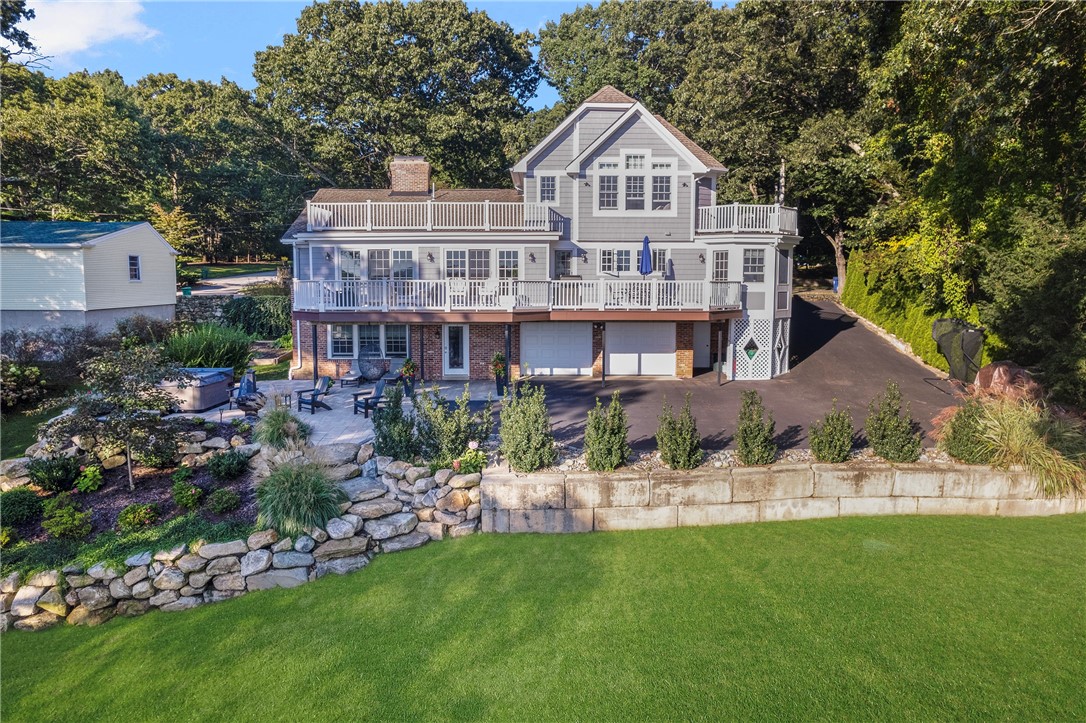 182 Spencer Avenue