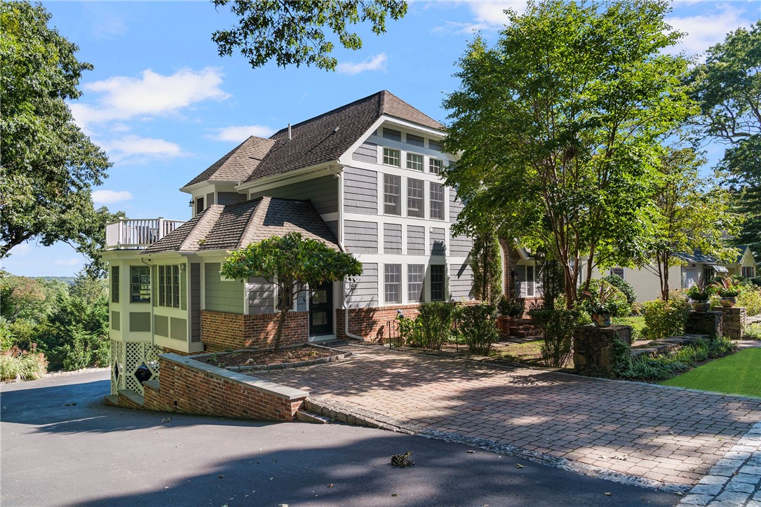 182 Spencer Avenue