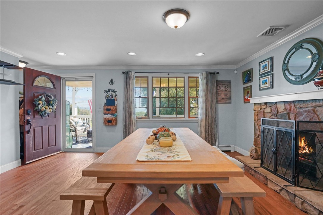 52 Viking Drive