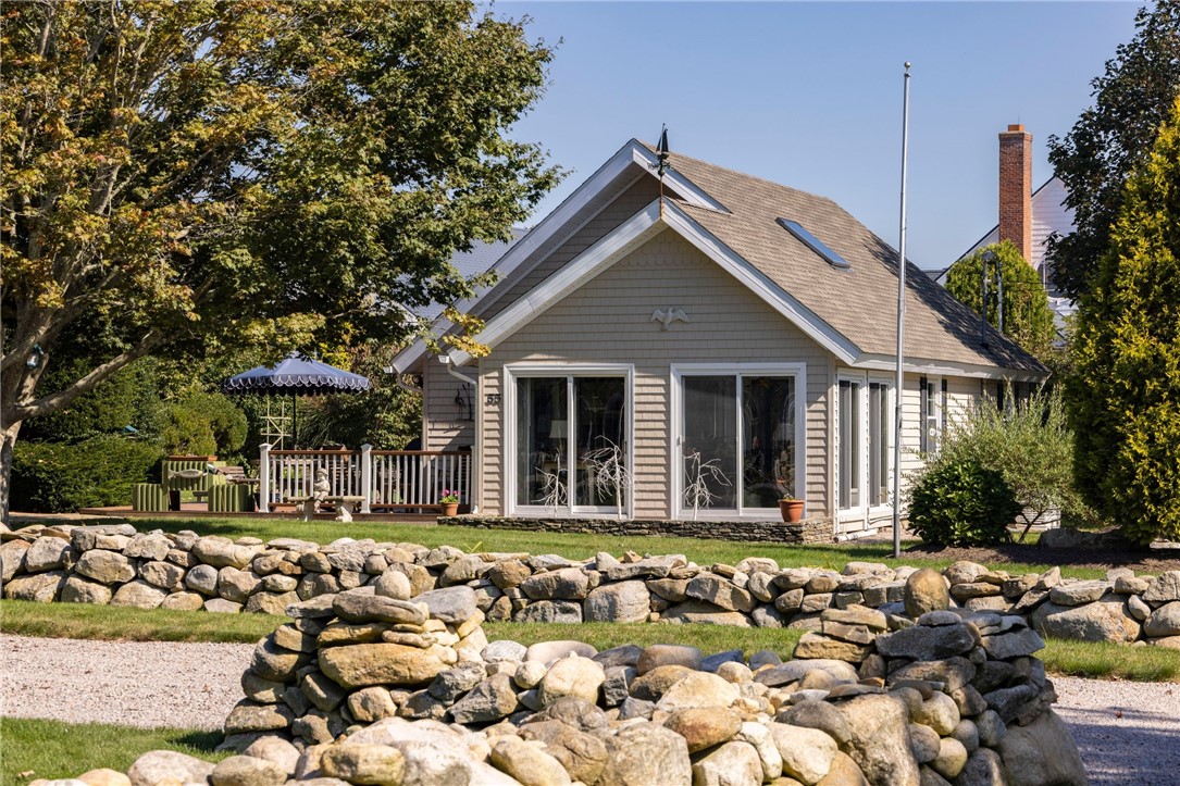 55 Uzzi Avenue