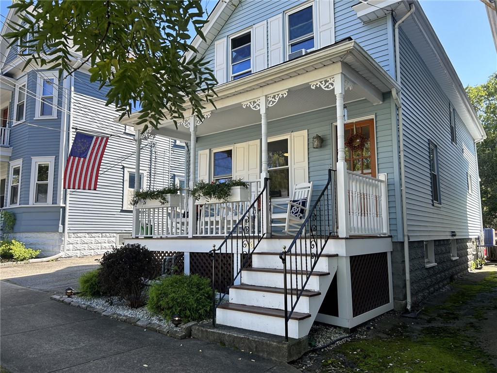 46 Constitution Street