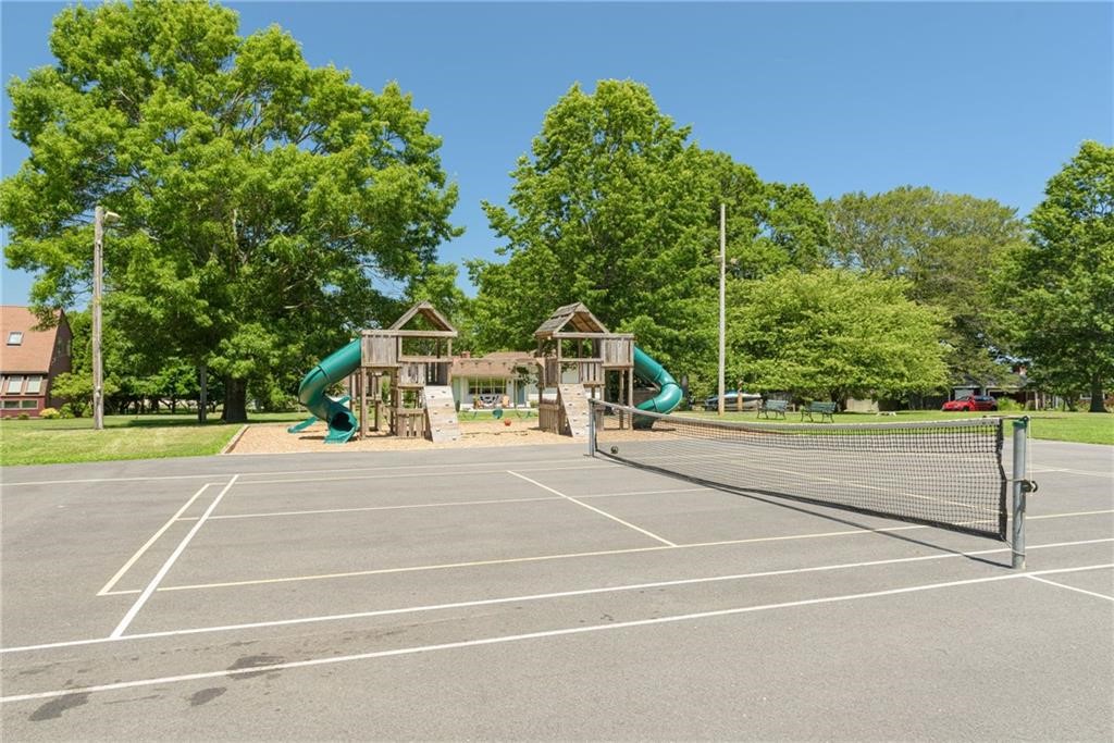49 Viking Drive