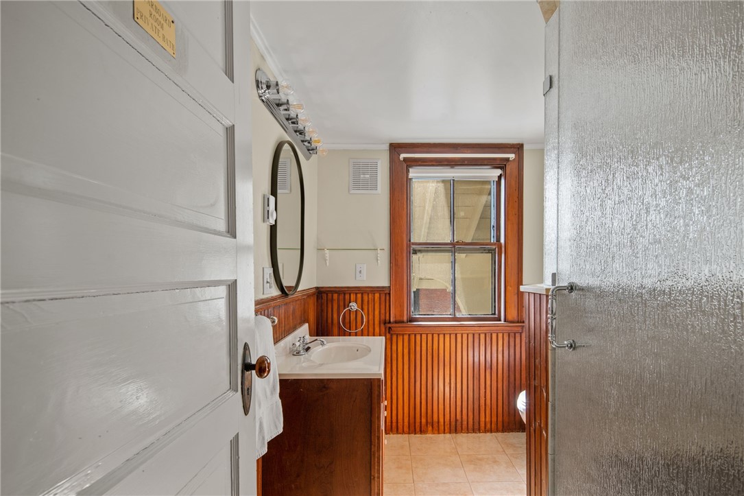 31 Old Beach Road