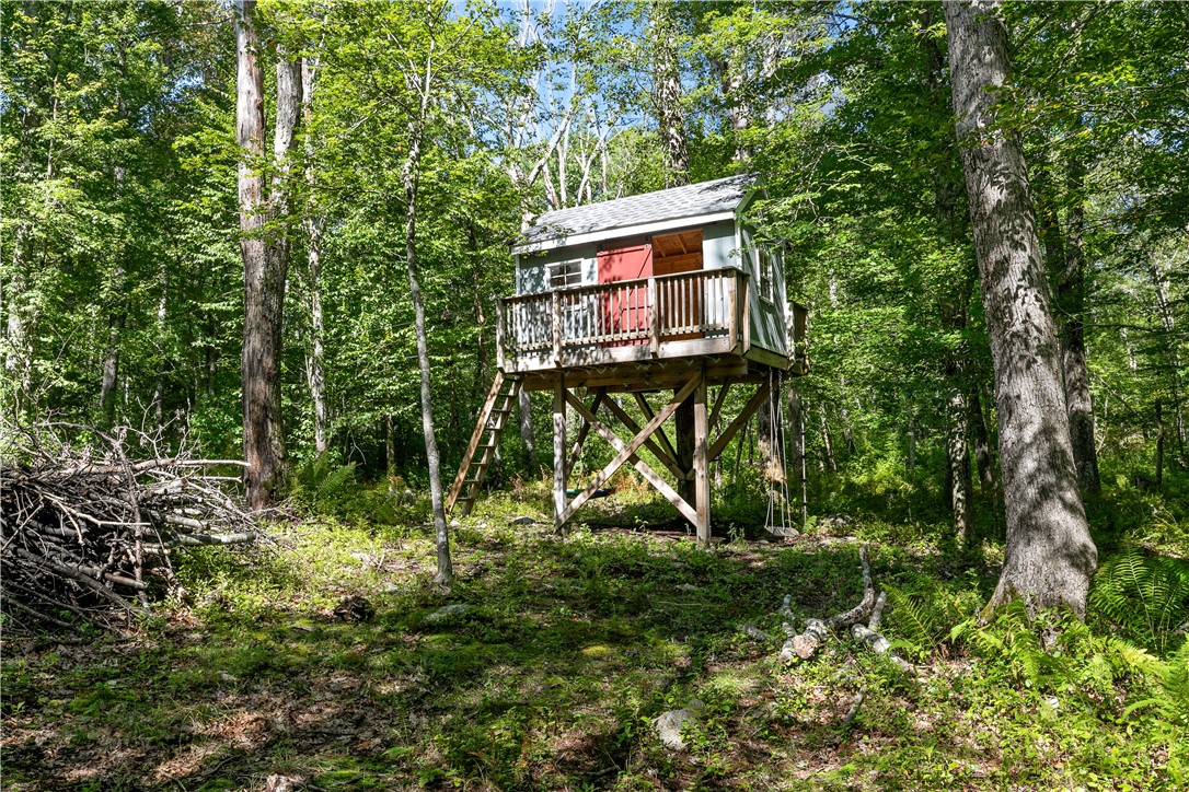 50 Hoxsie Road