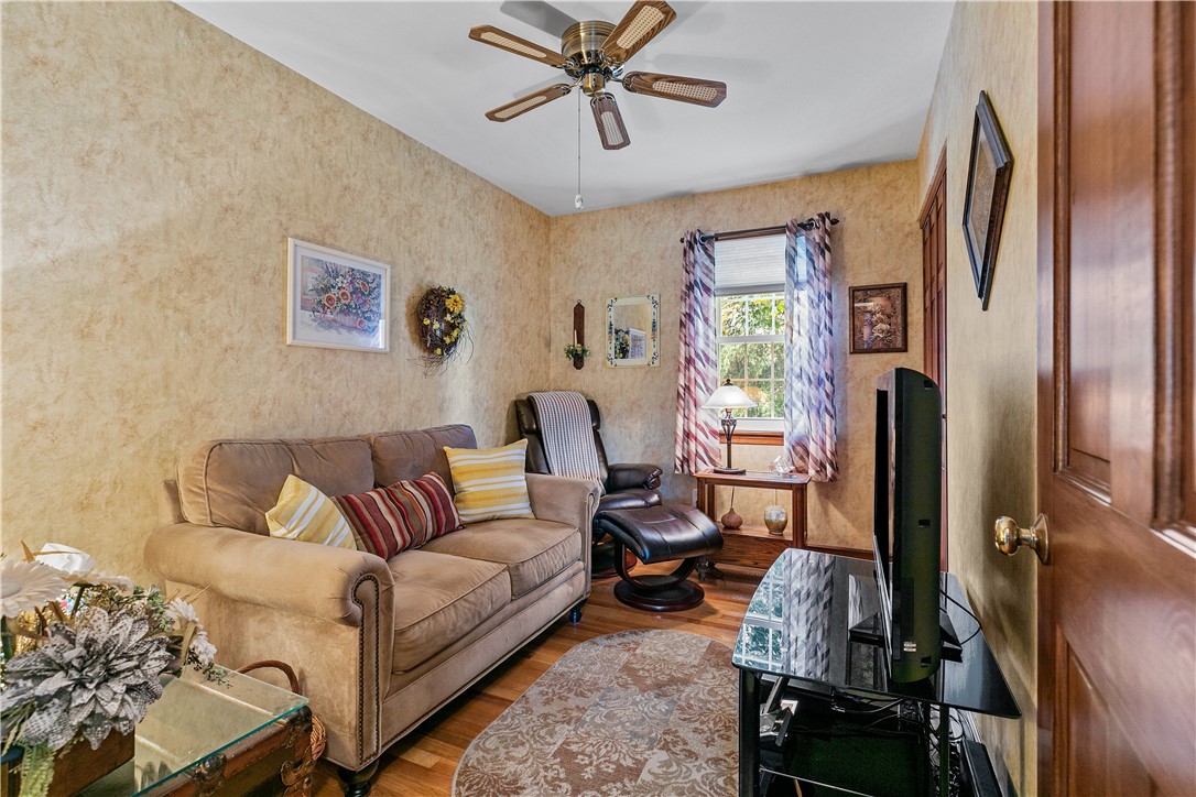 5 Linwood Court