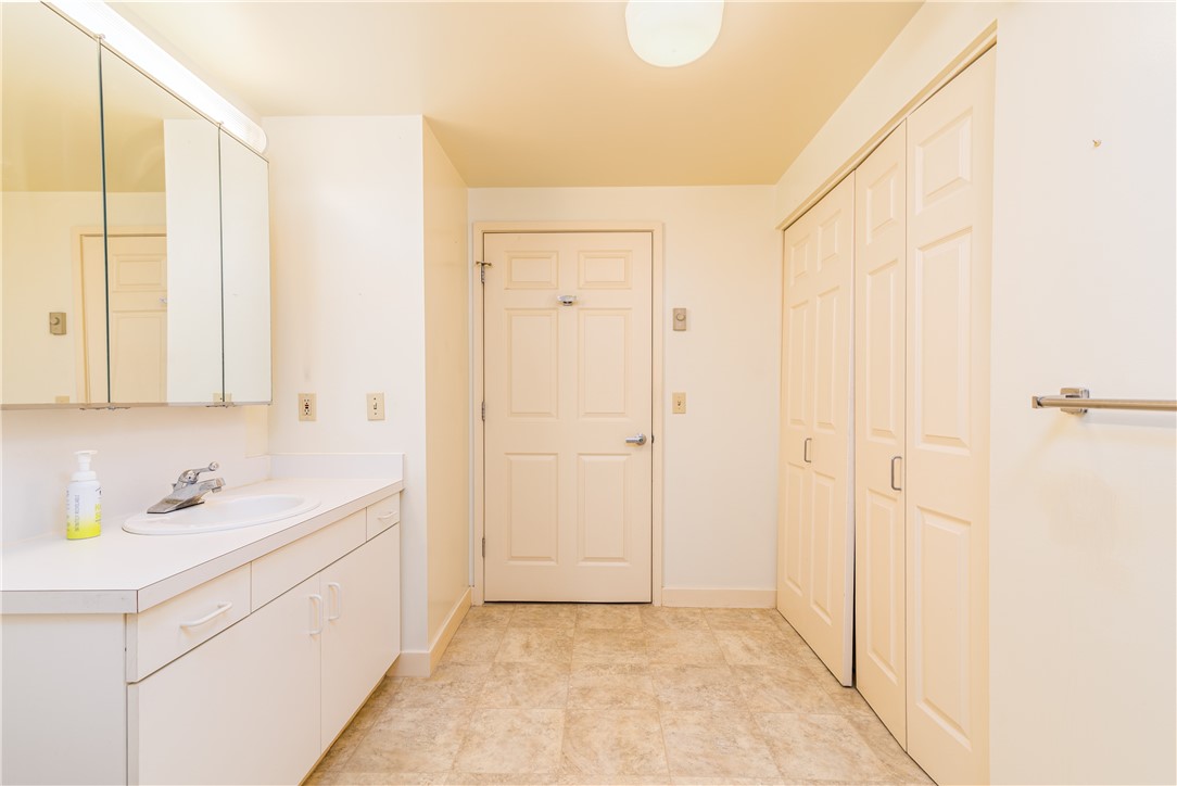 229 Medway Street 203