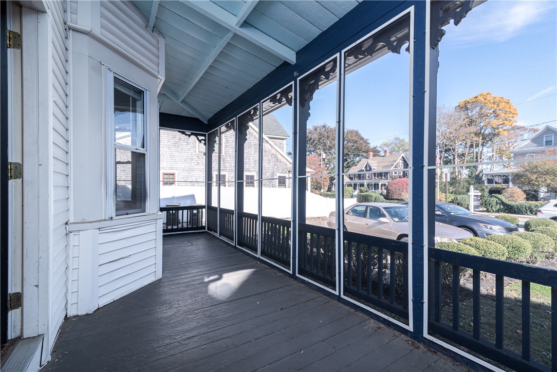 75 Caswell Street 1