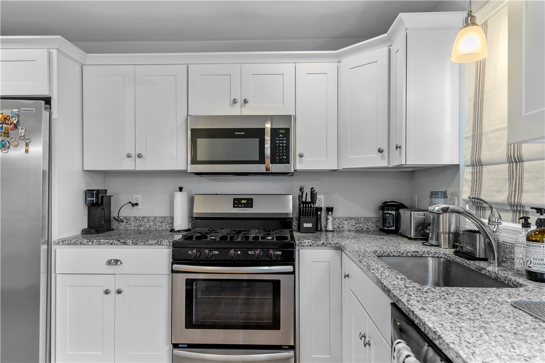 37 Mariner Way