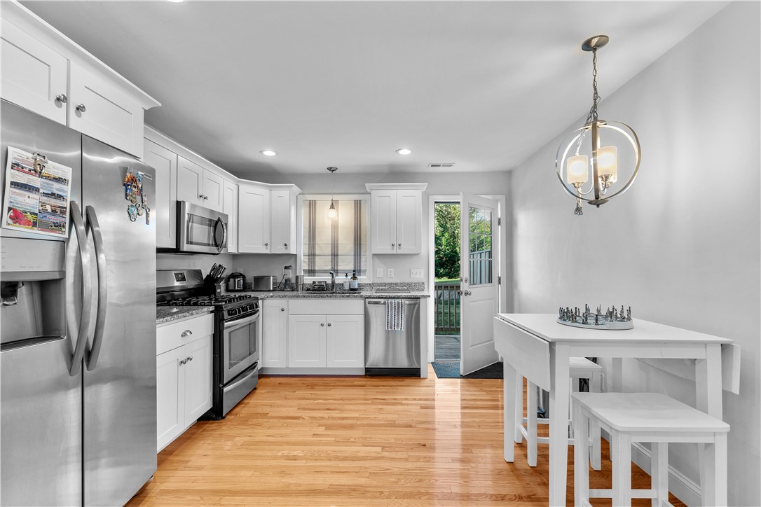 37 Mariner Way