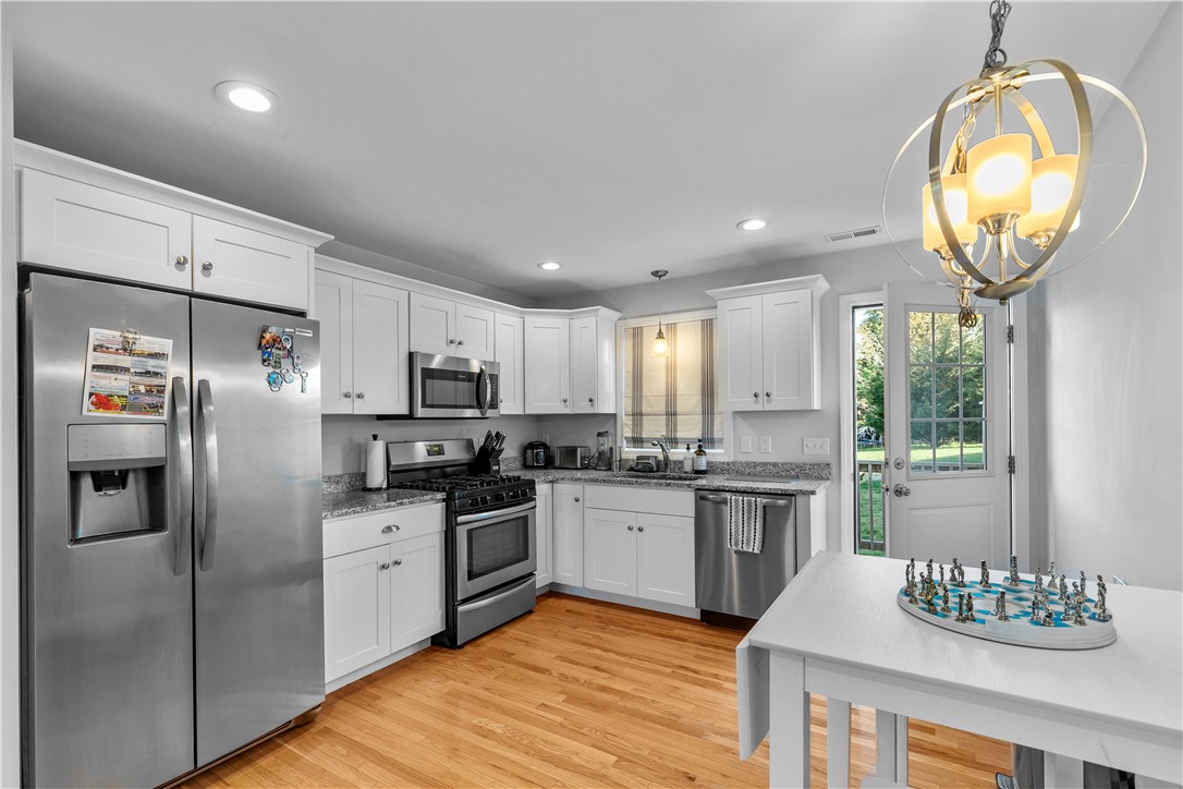 37 Mariner Way