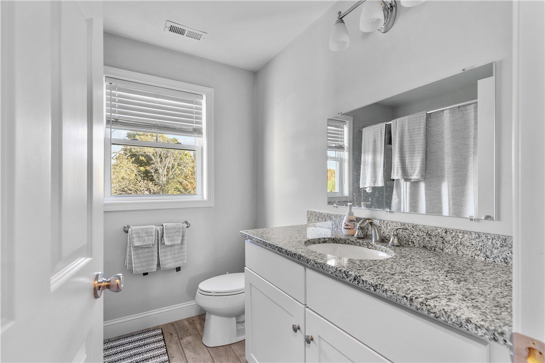 37 Mariner Way