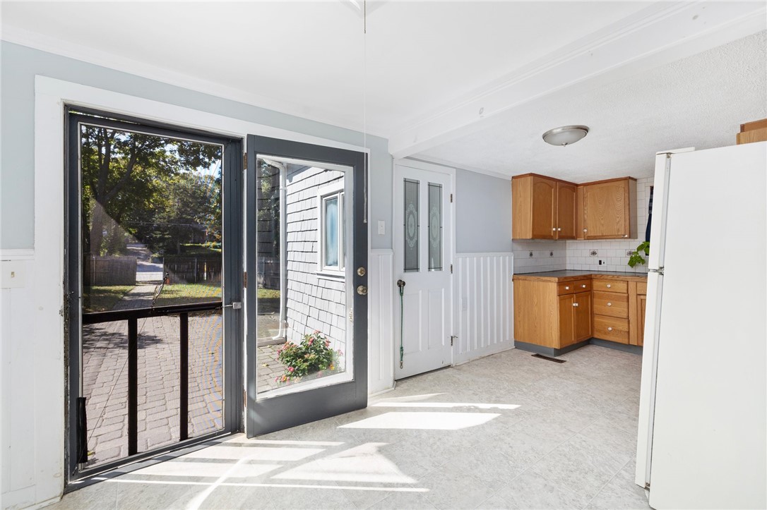 483 Ten Rod Road