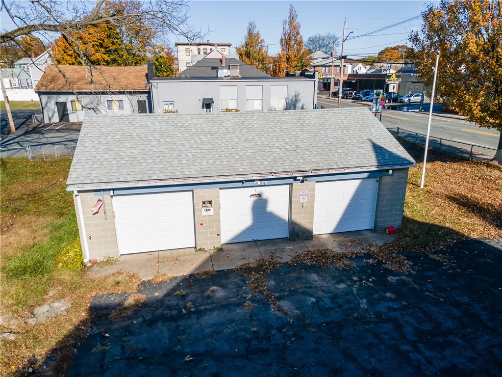 948 Charles Street
