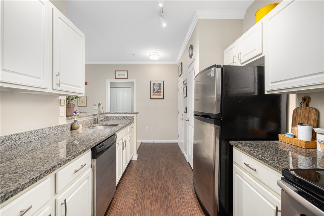 1000 Providence Place 209