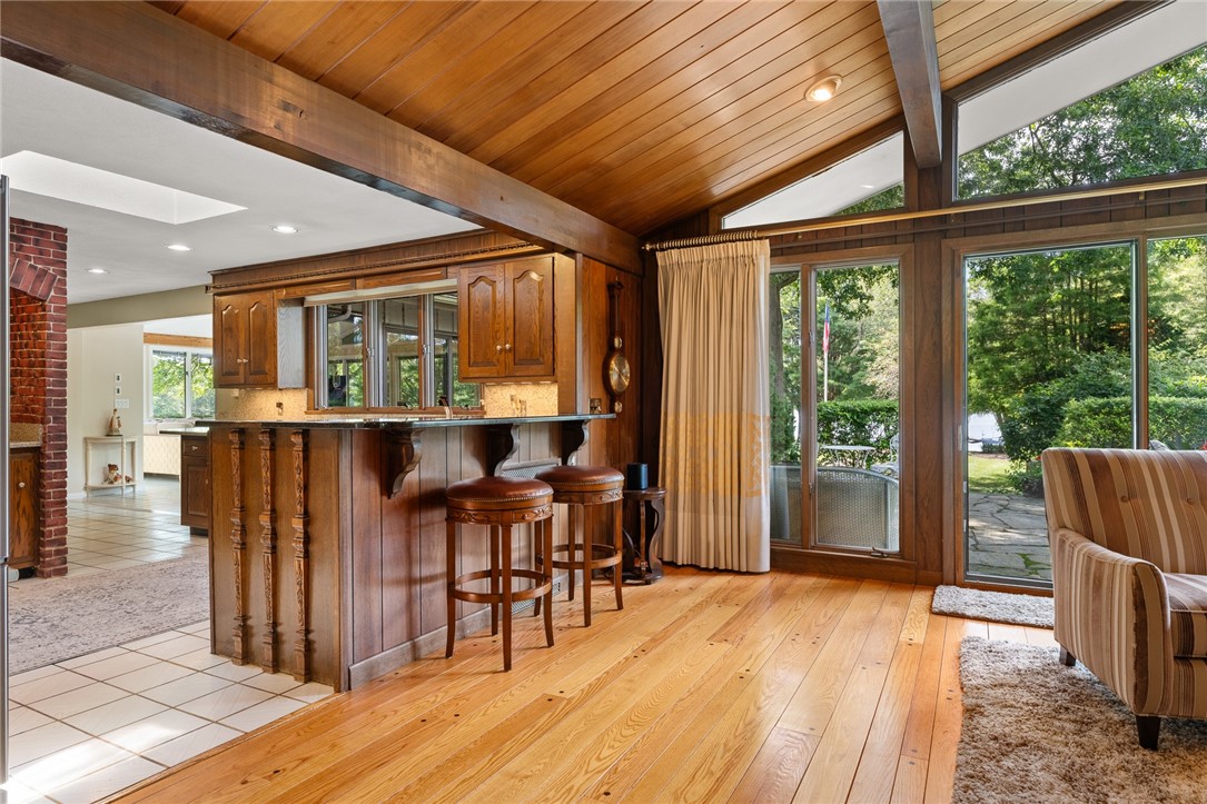 14 Woodlake Drive
