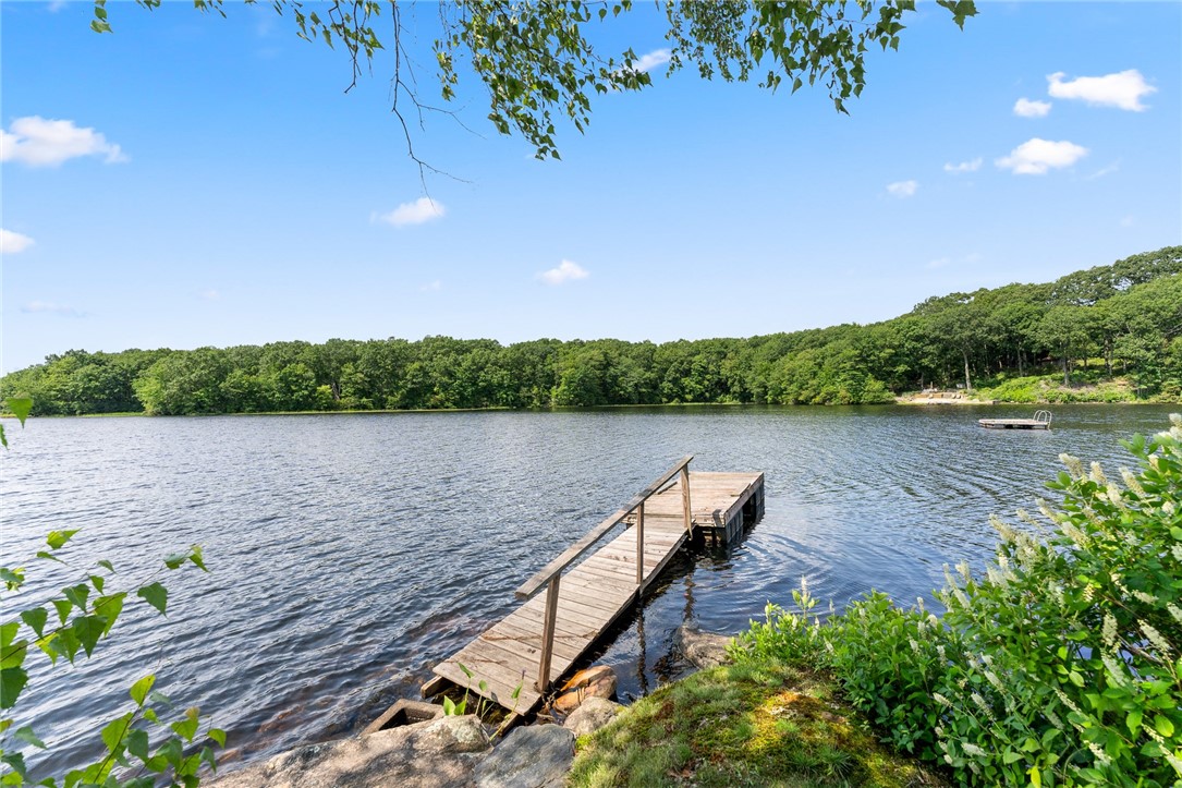 14 Woodlake Drive