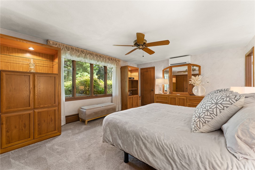 14 Woodlake Drive