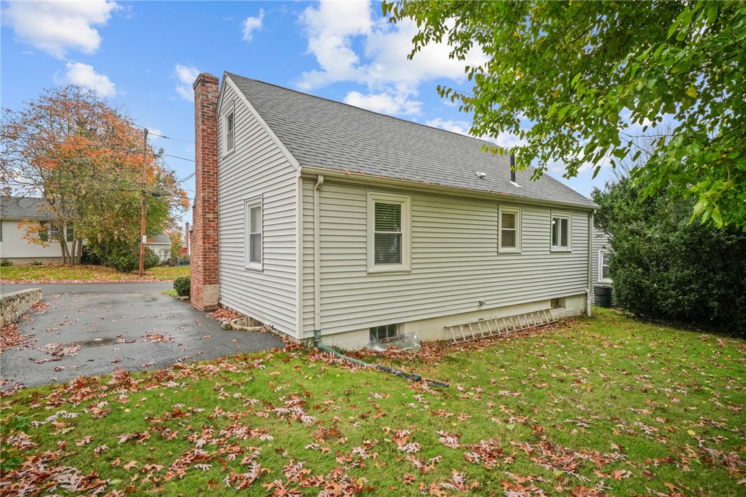42 Fairmont Ave