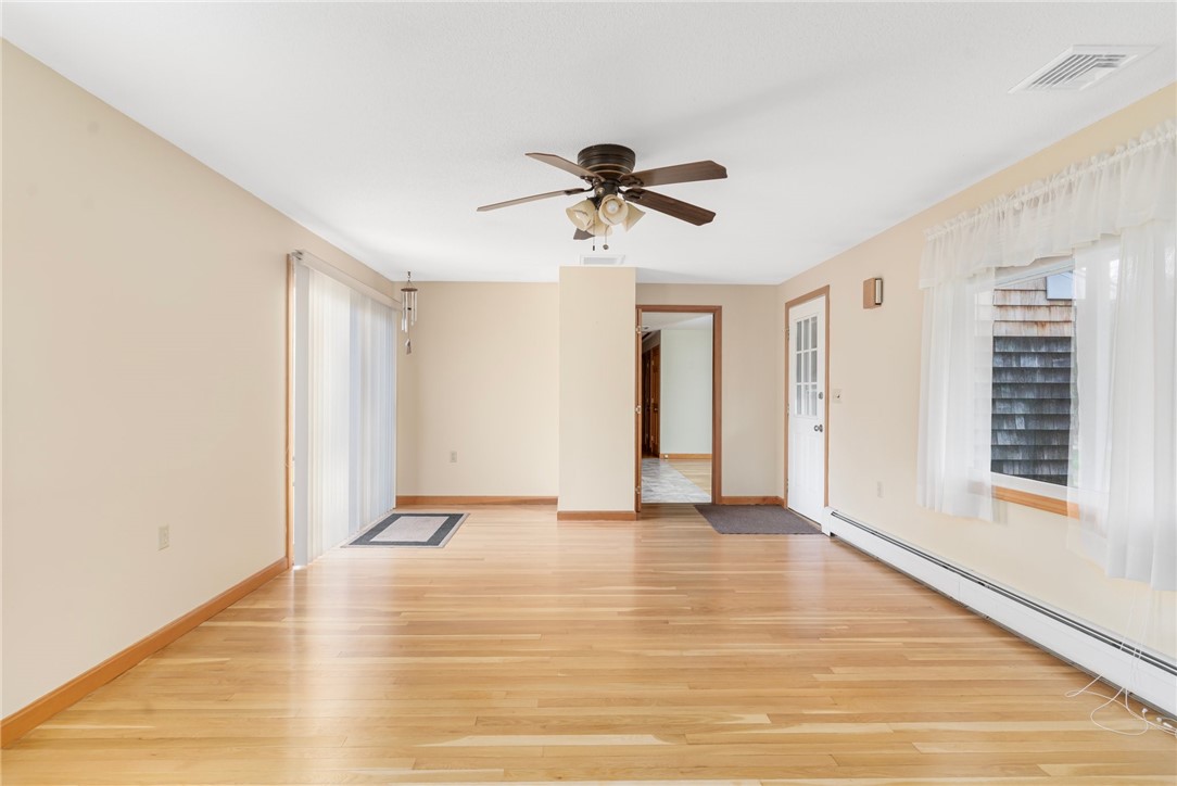 64 EMMETT Lane
