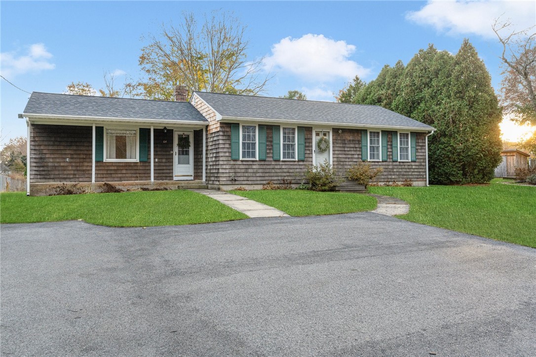 64 EMMETT Lane
