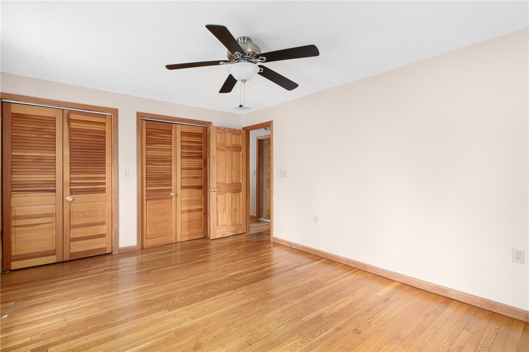 64 EMMETT Lane
