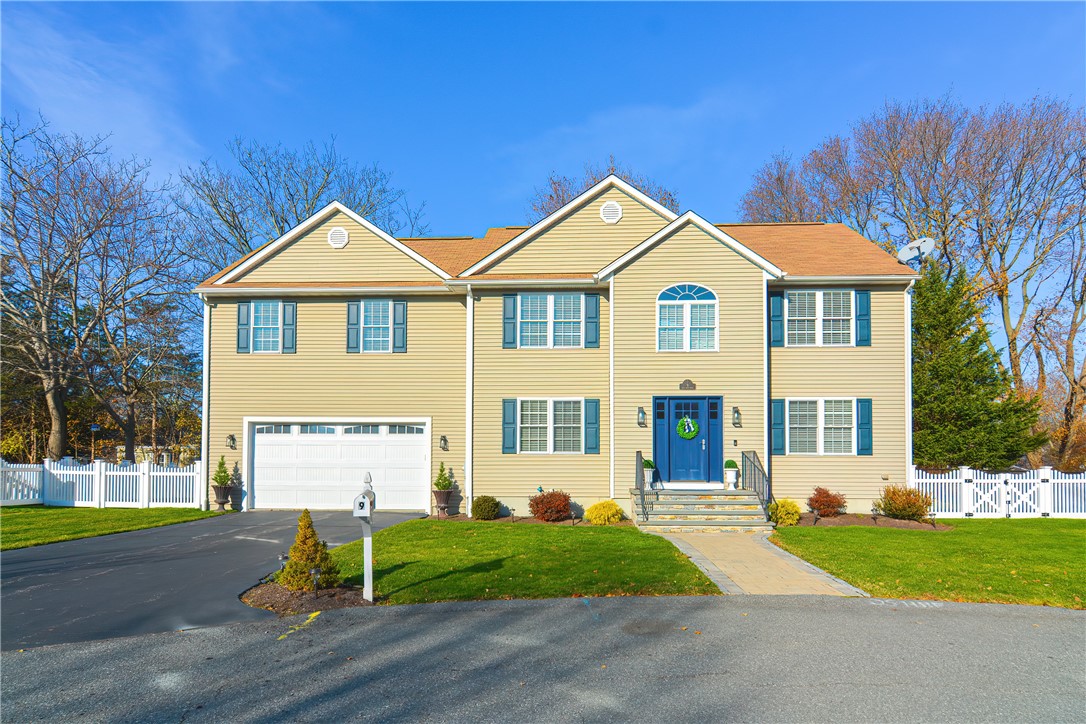9 Elm Farm Drive